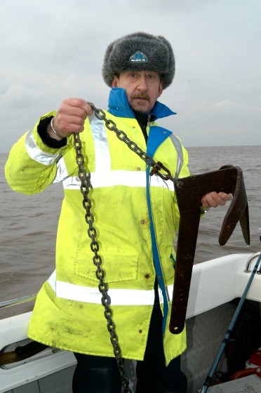 Phill, Tripped Anchor