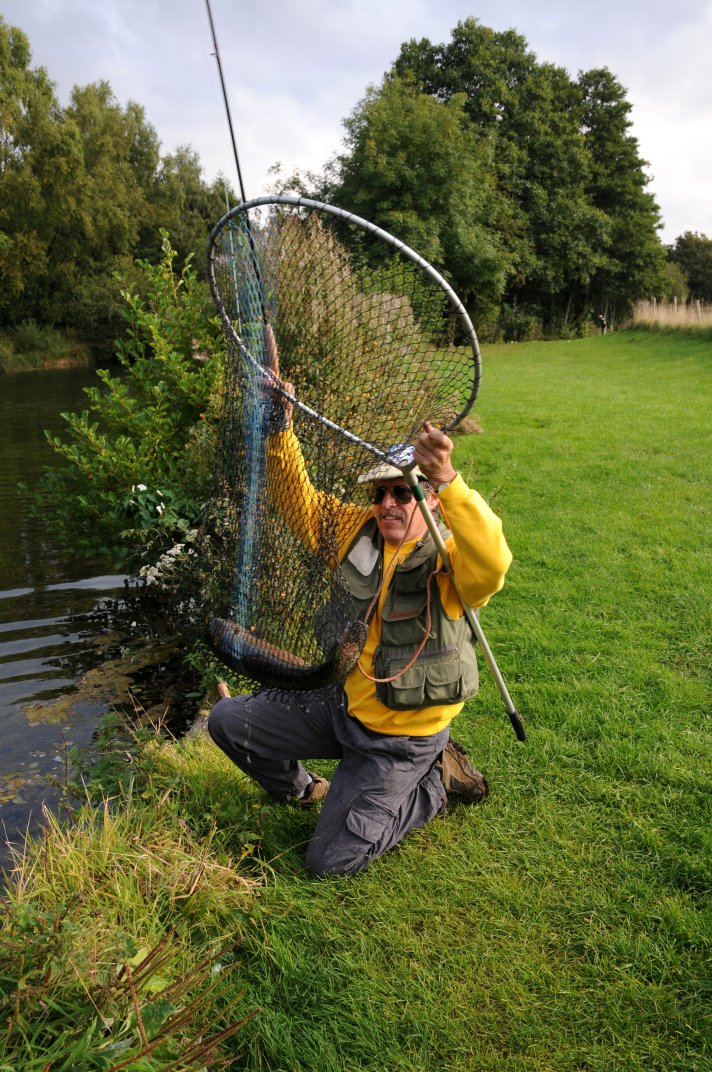 Graeme Trout In The Net