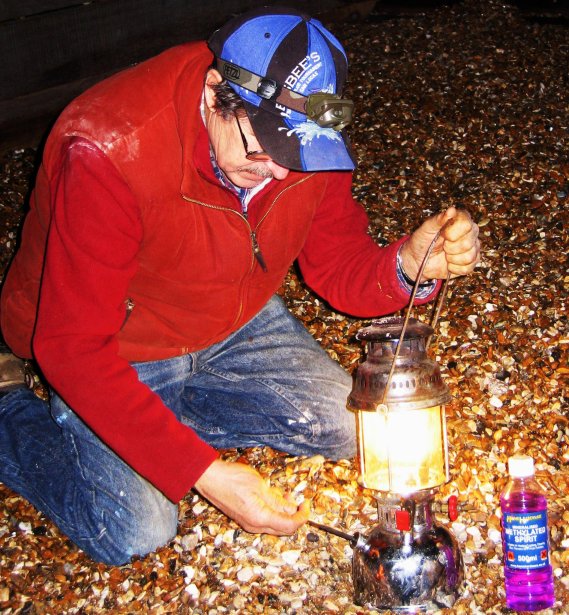 Graeme Priming The Lamp Graeme Priming The Lamp