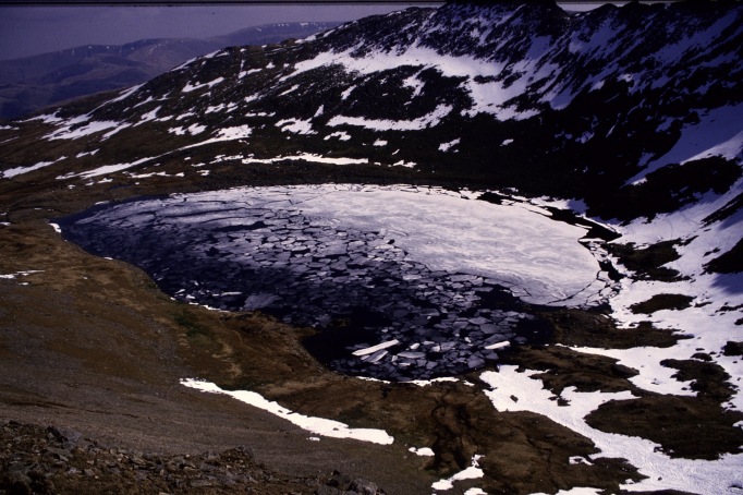 Red Tarn in winters grip