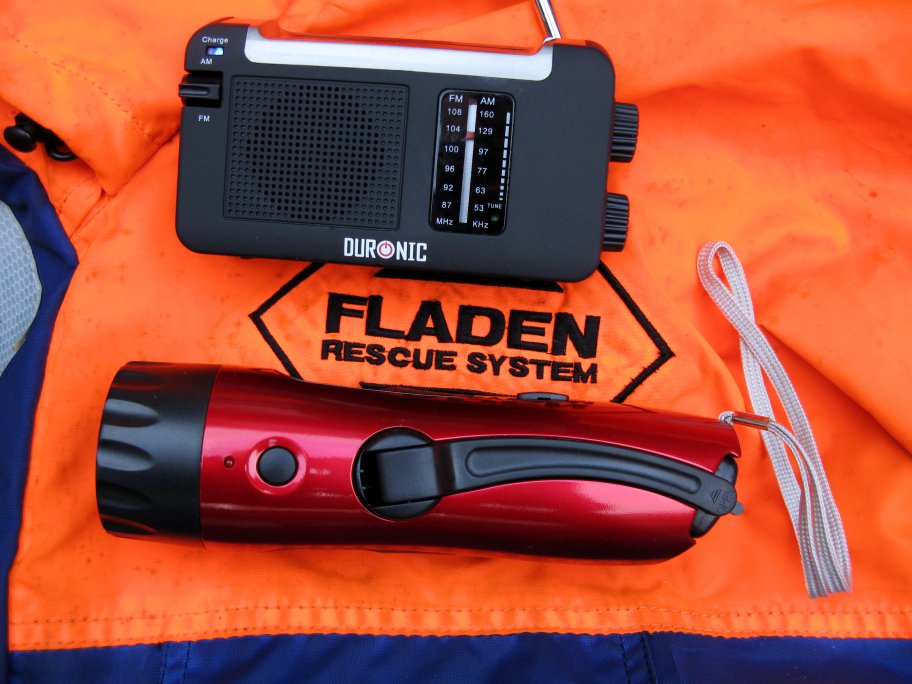 Windup Flashlight and Radio